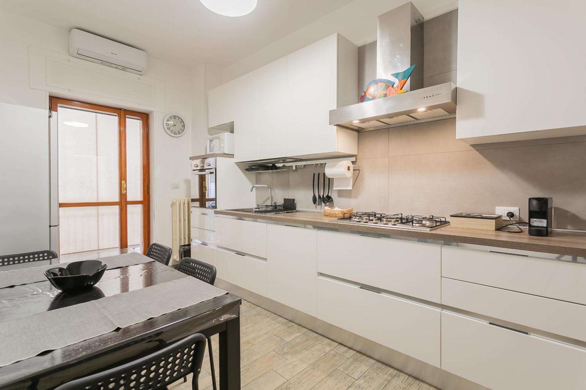 Appartement Petershouse à Bari Extérieur photo